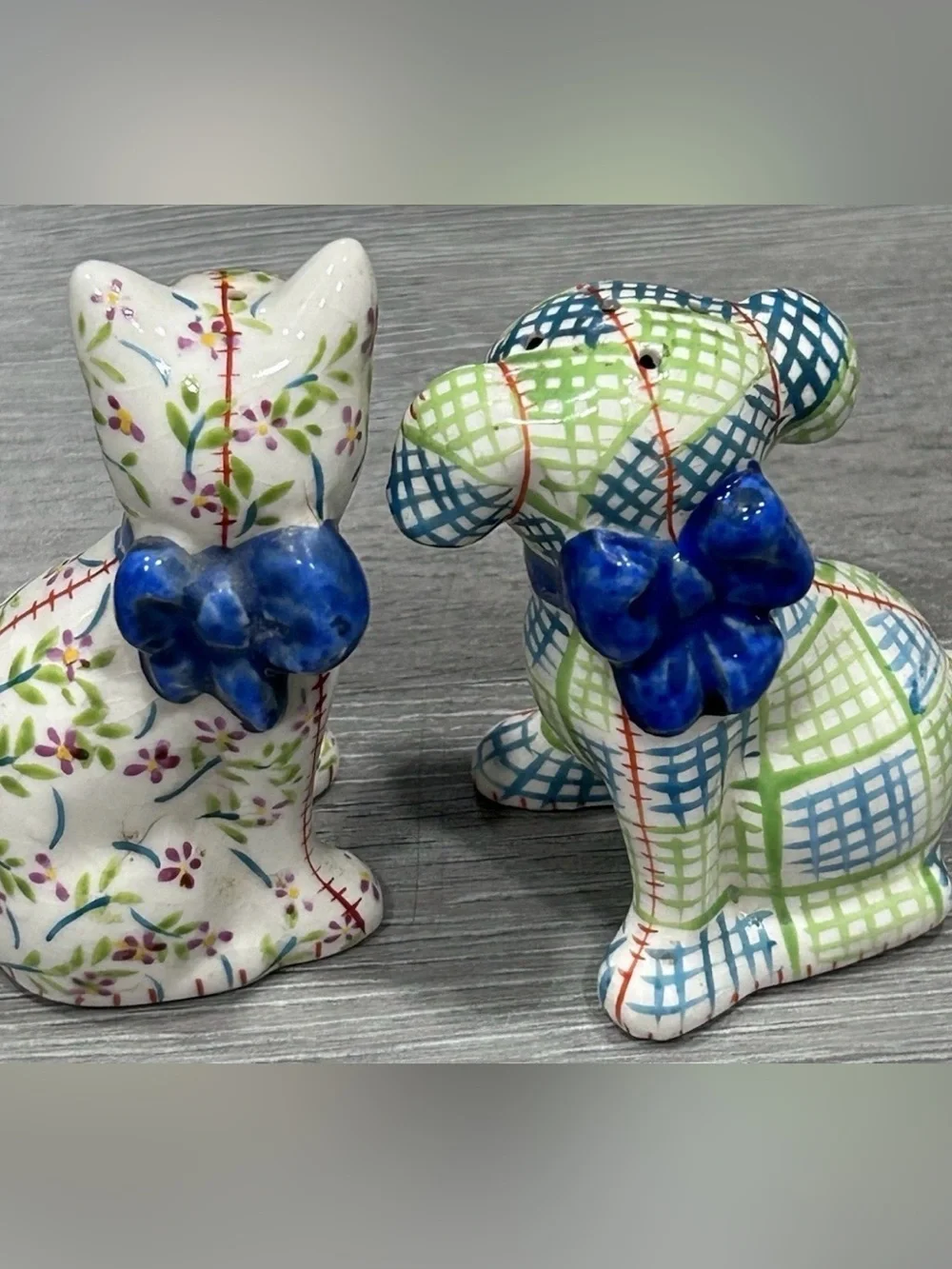Vintage Mid Century Ceramic Dog & Cat Salt Pepper Shaker Set Japan Plaid Floral
